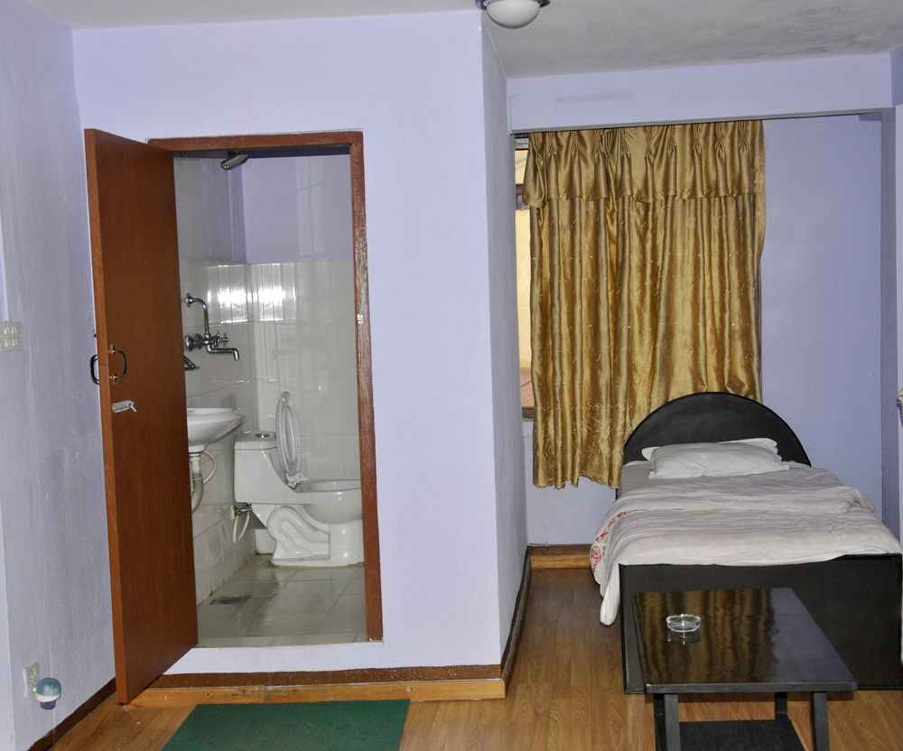 Zen Bed And Breakfast, Kathmandu Bagian luar foto